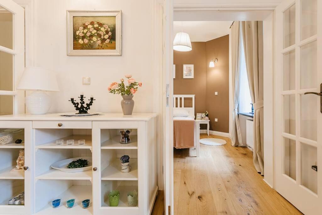 Old Town Apartment Delux Краків Екстер'єр фото